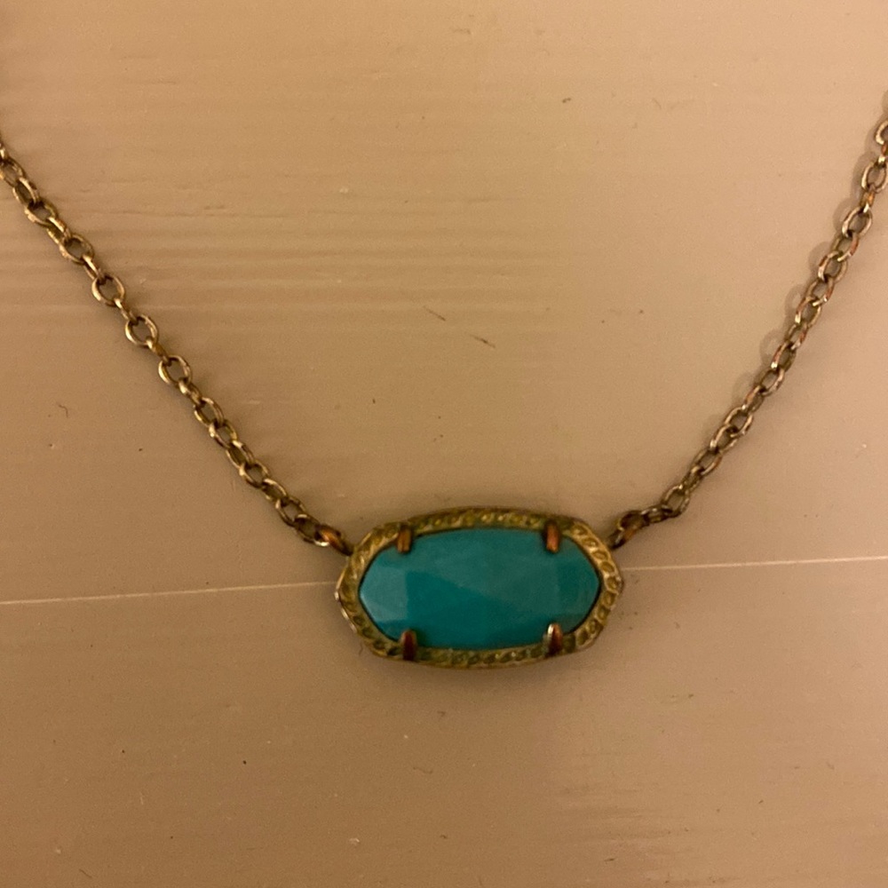 Kendra Scott Necklace